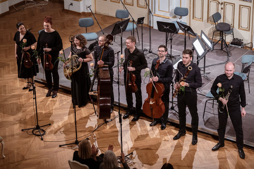 V deželi pesmi spomin živi / Foto: Urška Lukovnjak Mustafa