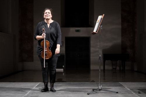 Božena Angelova, violina / Foto: Urška Lukovnjak