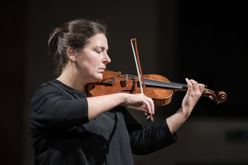 Božena Angelova, violina / Foto: Urška Lukovnjak